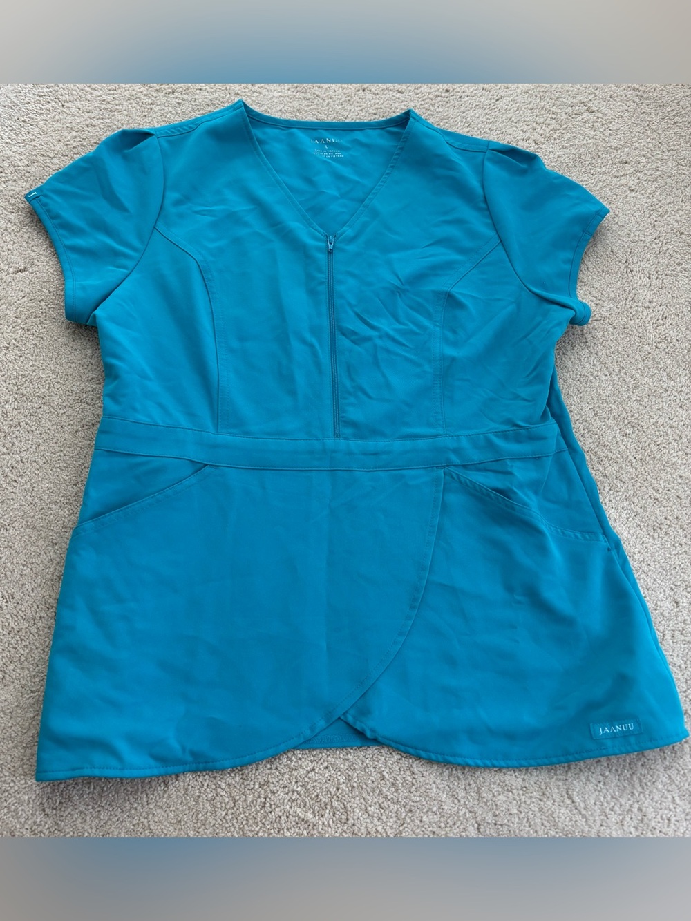 Jaanuu Women’s V-Neck Zipper Teal Turquoise Blue Scrub Top Size Large
